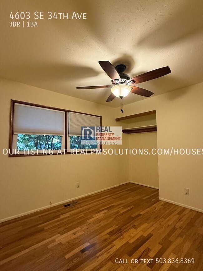 Building Photo - 4603 SE 34th Ave