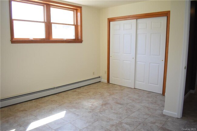 Building Photo - 46 Trenton Rd