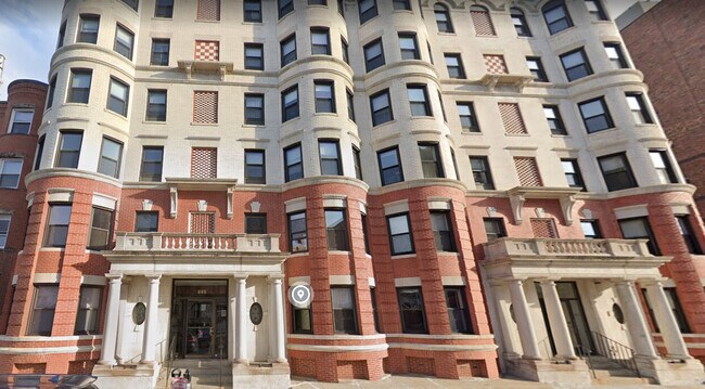 Building Photo - 881 Massachusetts Ave