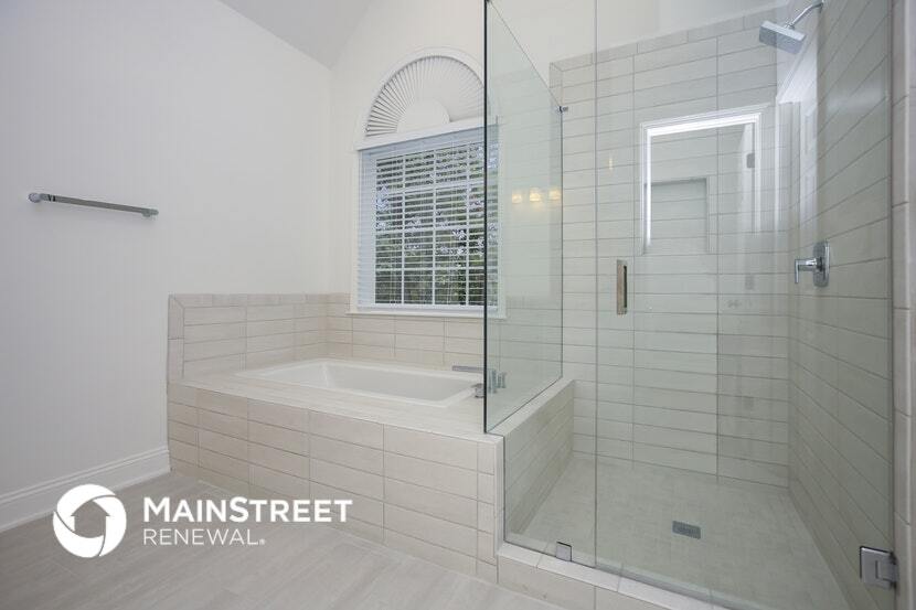 Building Photo - 2825 Chip Shot Dr