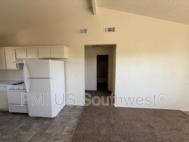 Building Photo - 364 Rio Grande Ct