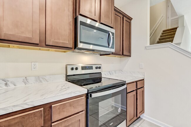 Building Photo - 3978 Oak Mill Rd