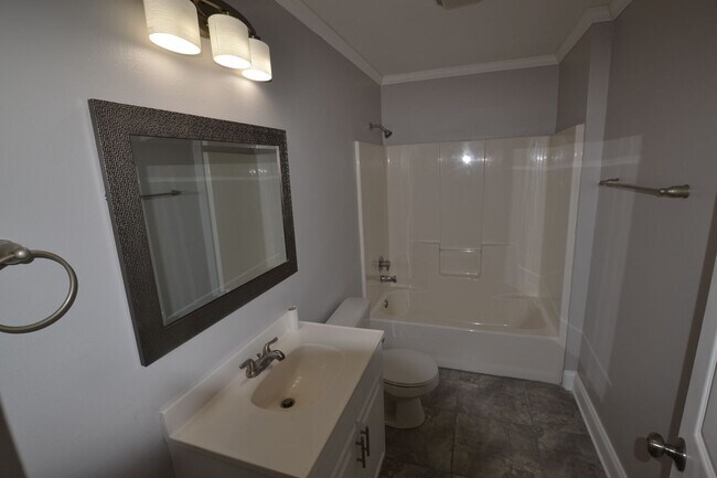 Building Photo - Zachary School District!  Newly remodeled 4 bedroom, 2.5 bath near downtown Zachary