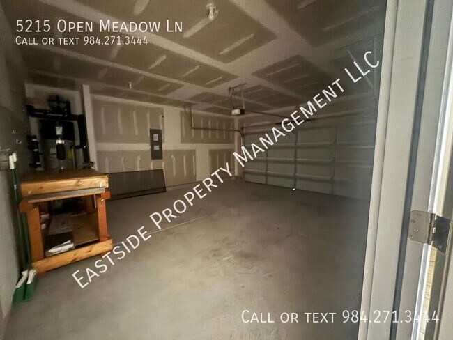 Building Photo - 5215 Open Mdw Ln