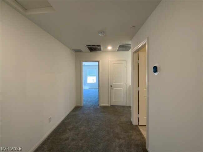 Building Photo - 3240 Avernus Ave