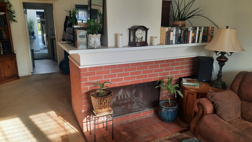 Building Photo - 114 Oxford