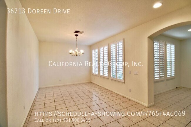 Building Photo - 36713 Doreen Dr