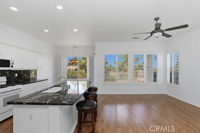 Building Photo - 9196 Pioneer Ln