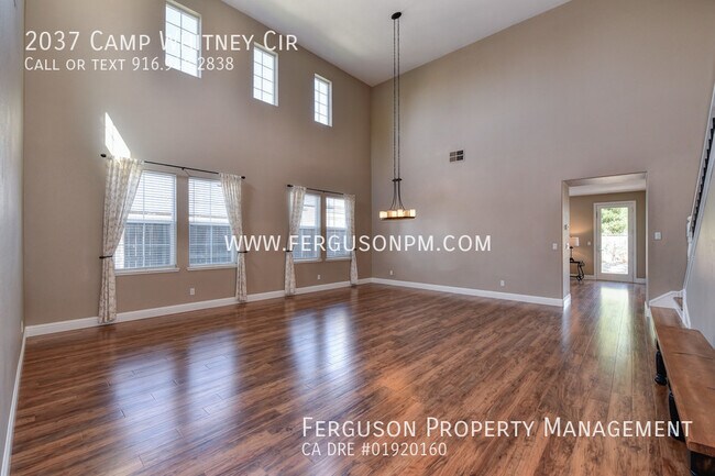 Building Photo - 2037 Camp Whitney Cir