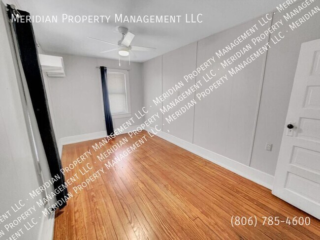 Building Photo - 2320 20th St