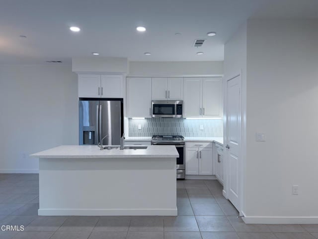 Building Photo - 1568 E Thompson Blvd