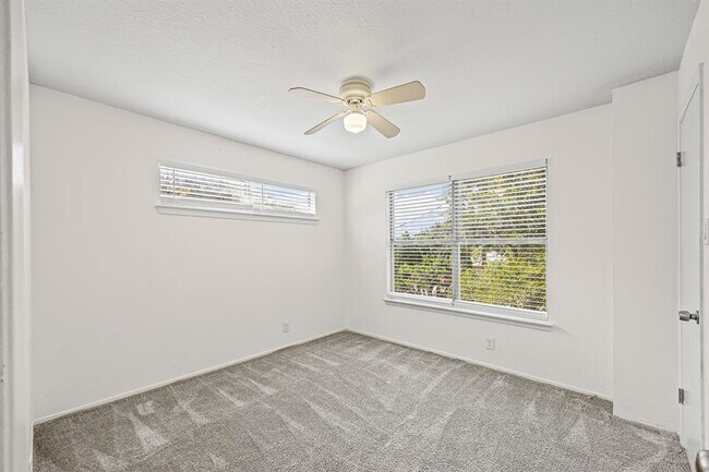 Building Photo - 300 Blackson Ave