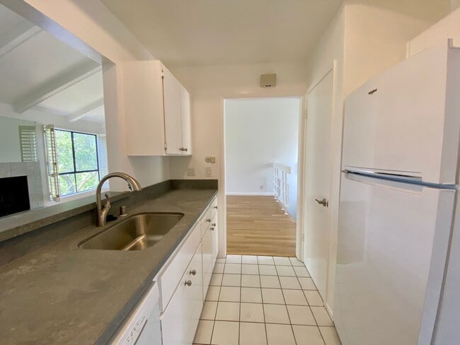 Building Photo - 7 Kilmer Ct