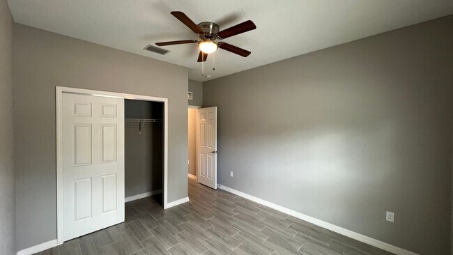 Building Photo - Smart & Stylish 3BD/2BA Palm Bay Home – Modern Upgrades, No Water Bills!