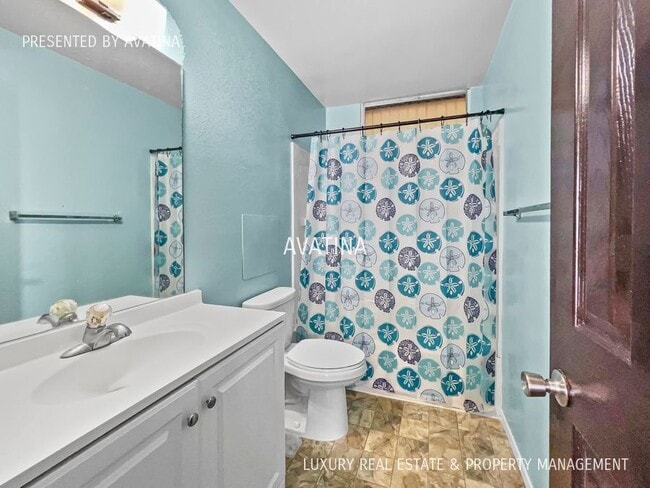 Building Photo - 95-2040-2040 Waikalani Pl