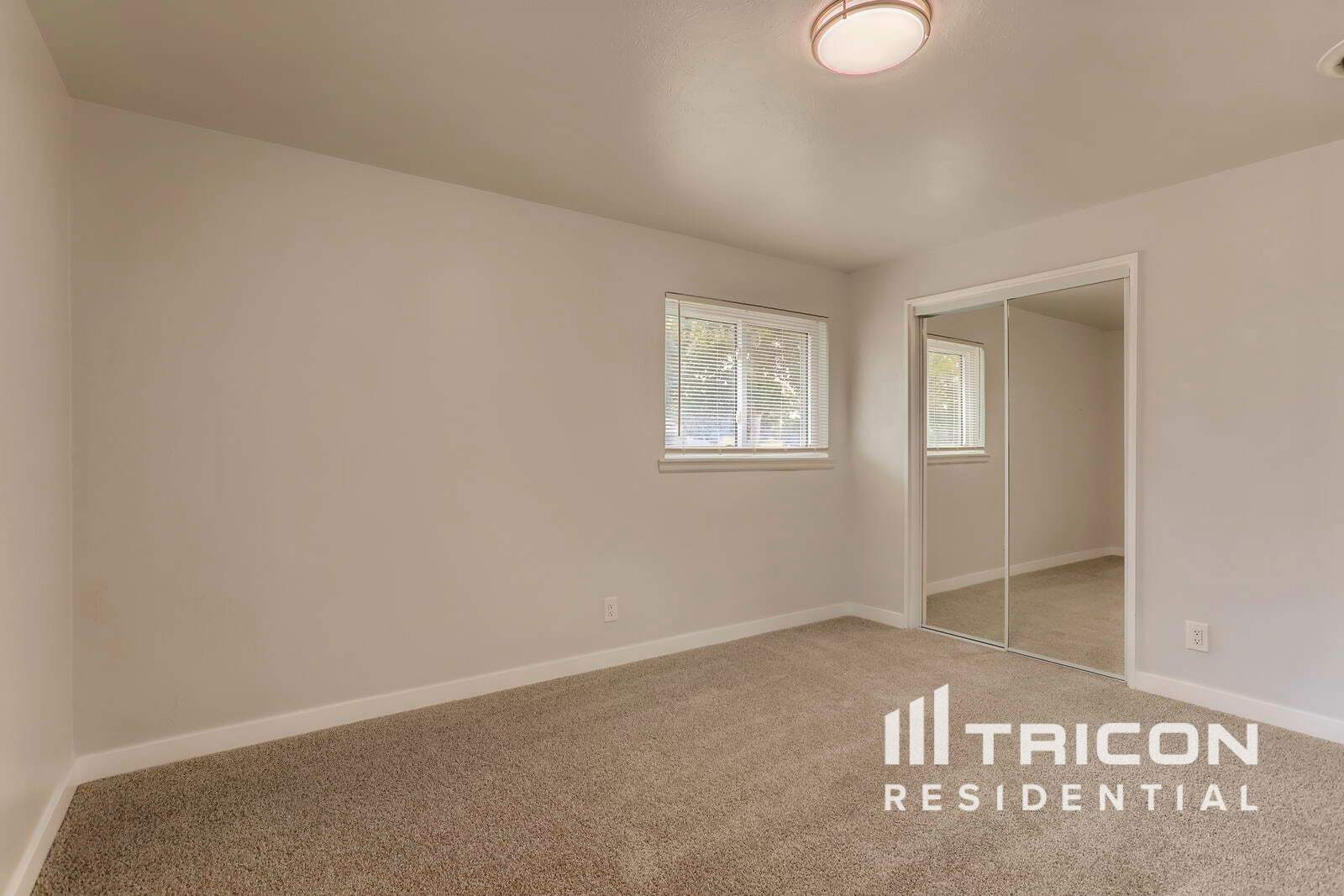 Building Photo - 3115 Xanadu St