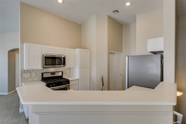 Building Photo - 8817 Tom Noon Ave