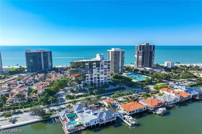 Building Photo - 4751 Gulf Shore Blvd N