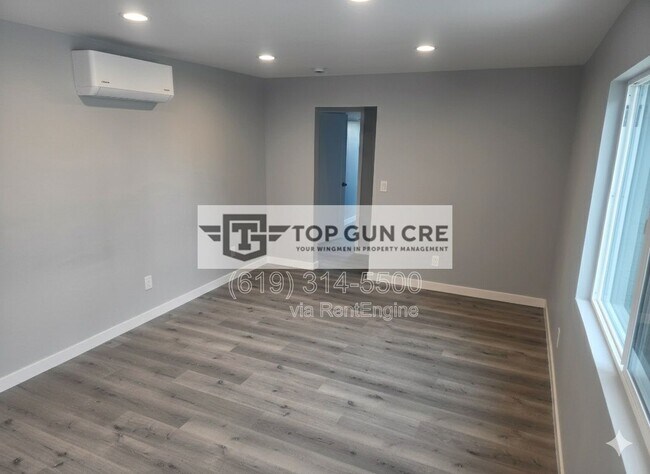 Building Photo - 4864 Fond Du Lac Ct