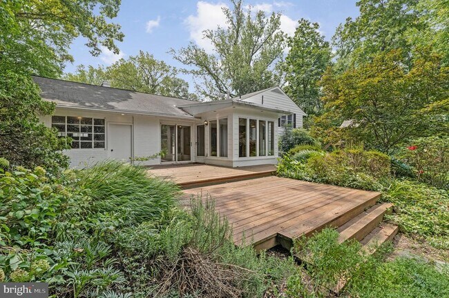Building Photo - 6534 Jay Miller Dr