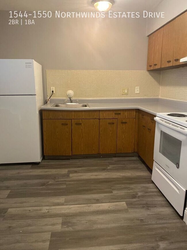 Oneand twobedroom apartments available 15441550 Northwinds Estates Dr Ferguson MO 63136