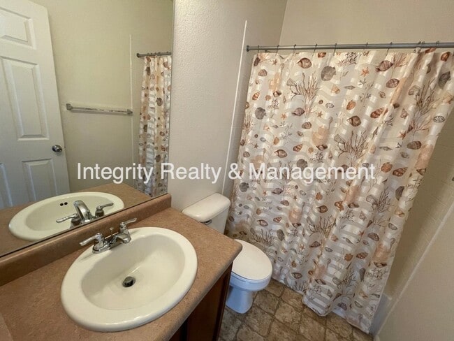 Building Photo - 1399 Turnberry Pl