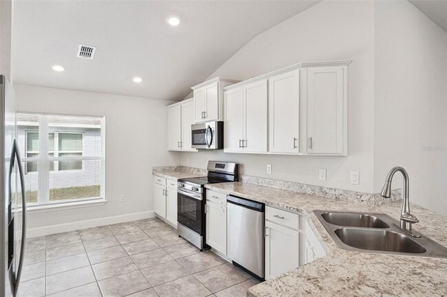 Building Photo - 2358 Friendly Confines Rd