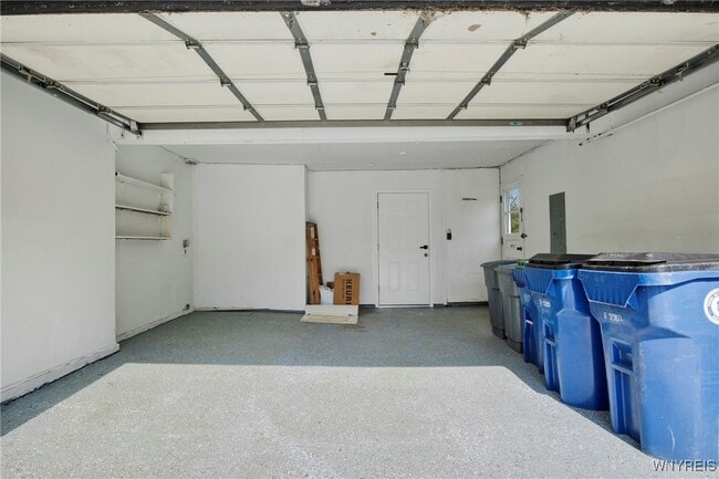 Building Photo - 28 Campus Dr W