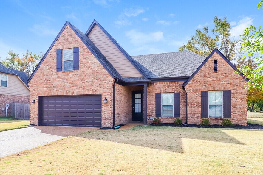 Building Photo - 45 Green Hills Dr