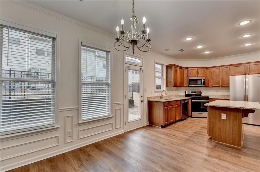 Building Photo - 979 Parkside Wood Ct