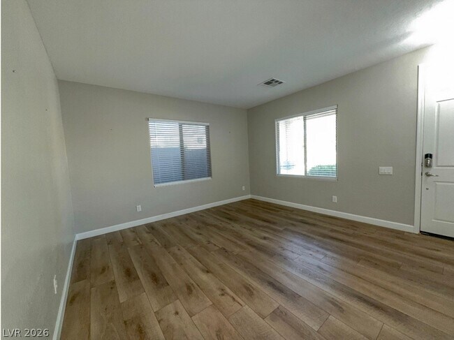 Building Photo - 2213 Bon Papa Ct