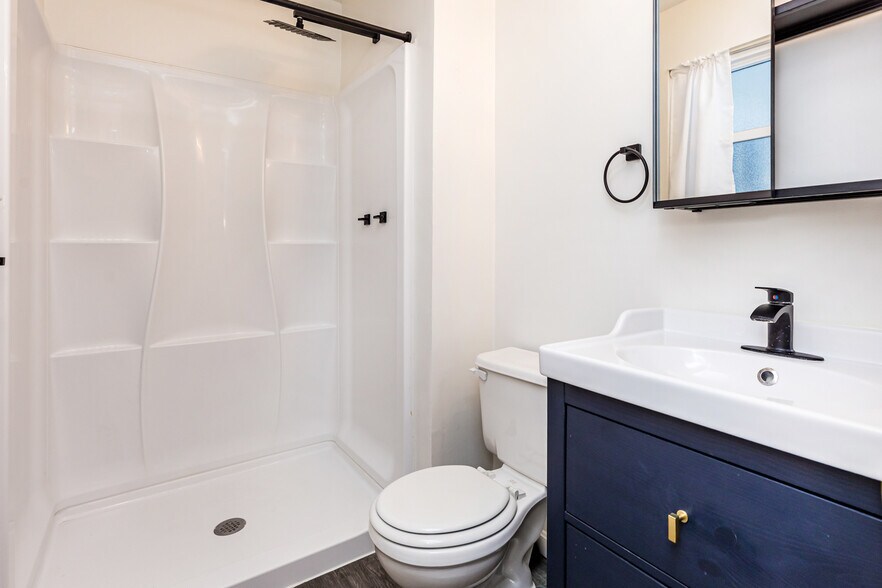 Building Photo - 6571 11th St