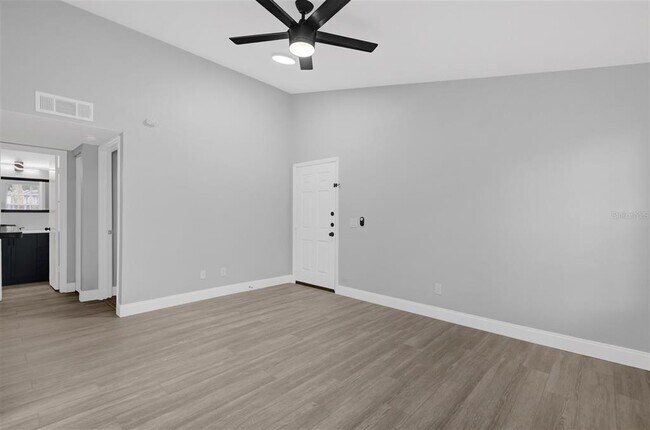 Building Photo - 1035 S Hiawassee Rd