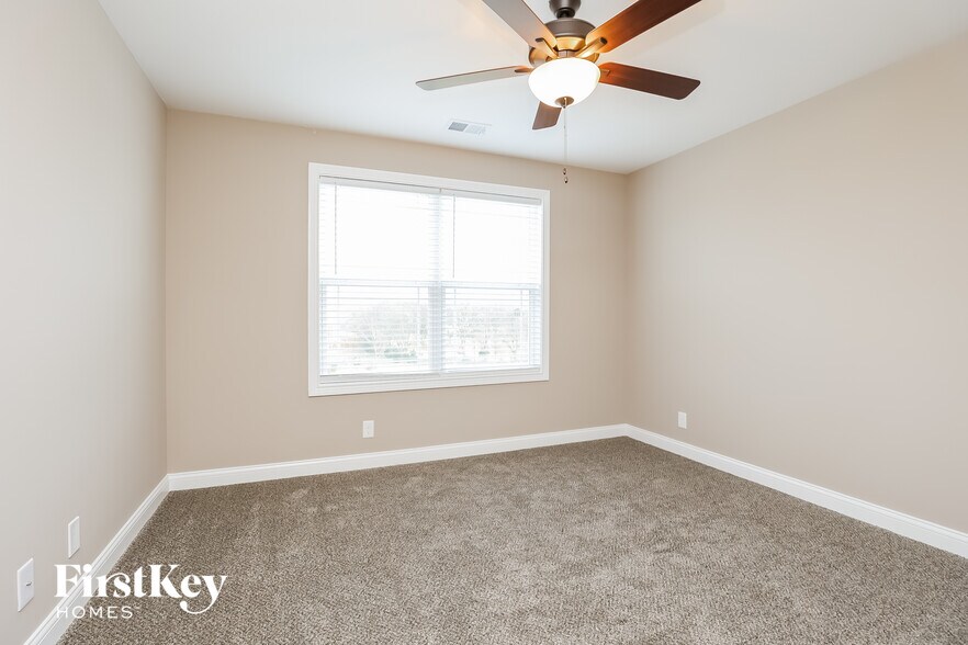 Building Photo - 1065 Harrison Way