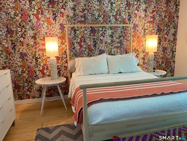 Building Photo - 8 Chester Rd