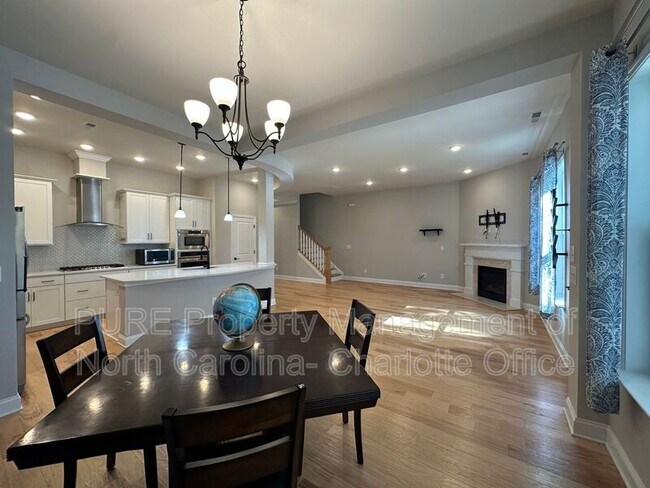 Building Photo - 9209 Colin Crossing Ct