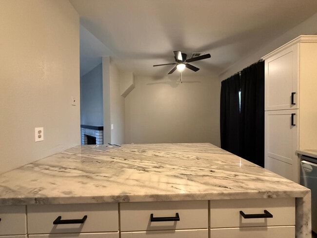 Building Photo - 18626 N 34th Ave