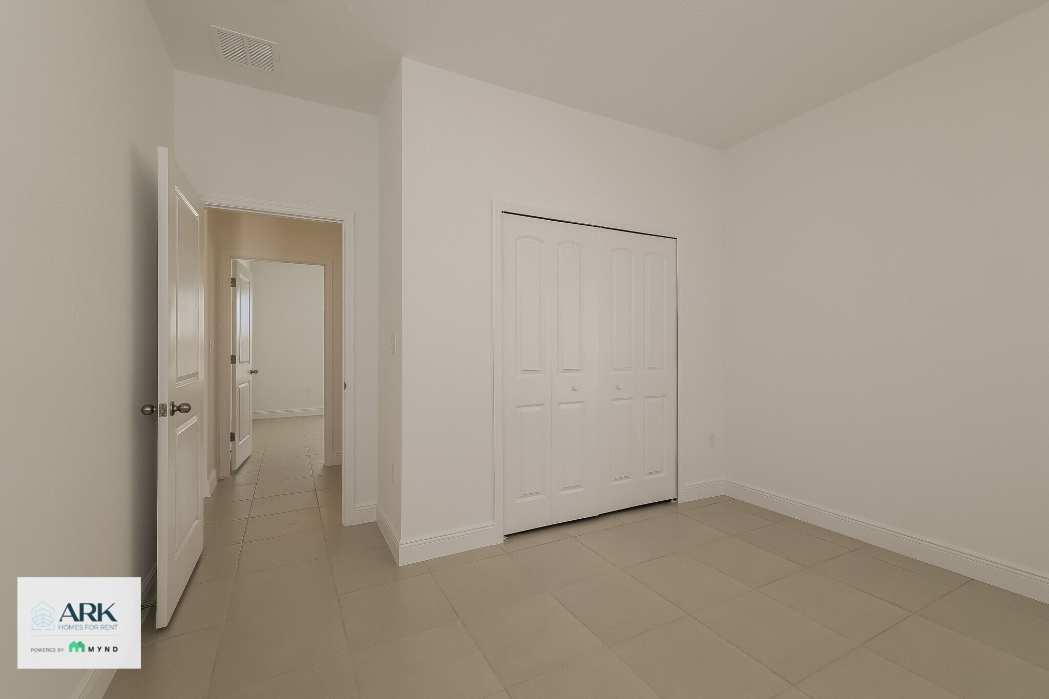 Building Photo - 249 Elm Ct
