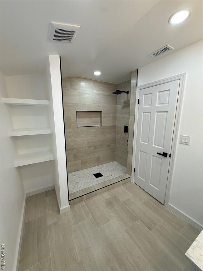 Building Photo - 24 Kimberly Ct