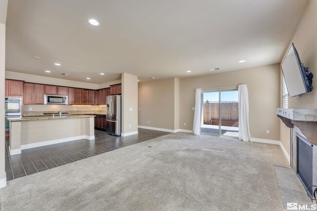 Building Photo - 4942 Monrovia Dr