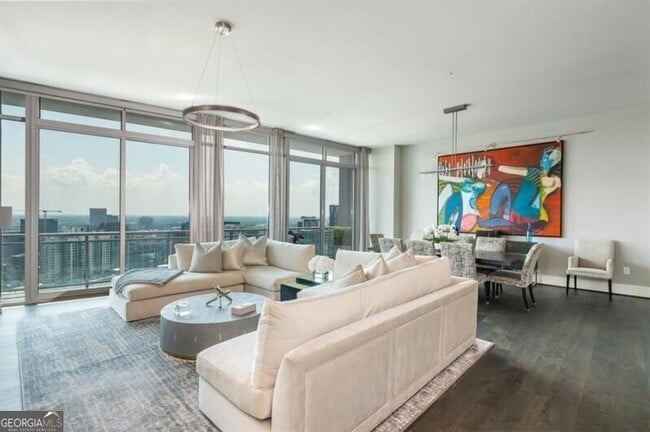 Building Photo - 1065 Peachtree St NE