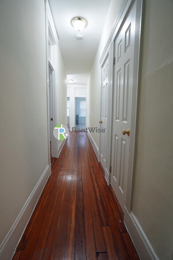 Building Photo - 1298 Commonwealth Ave