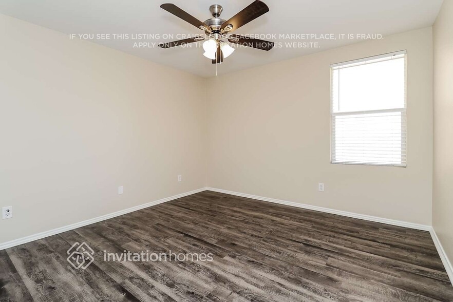 Building Photo - 2807 Amber Waves Ln