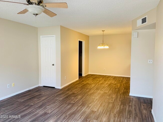 Building Photo - 13212 N 51st Ln