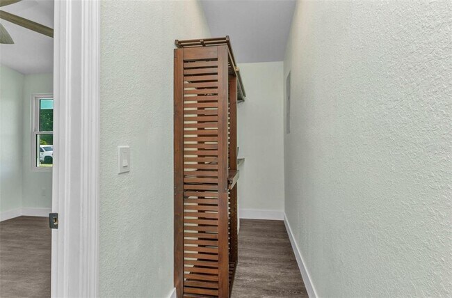 Building Photo - 1611 Sheehan Blvd