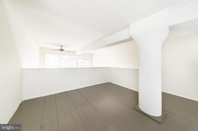 Building Photo - 1329-39 Lombard St