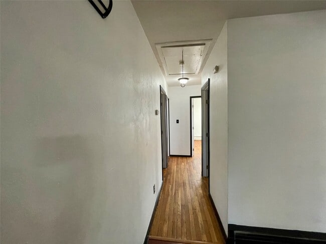 Building Photo - 705 N McKinley Ave