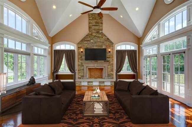 Building Photo - 318 Franklin Rd