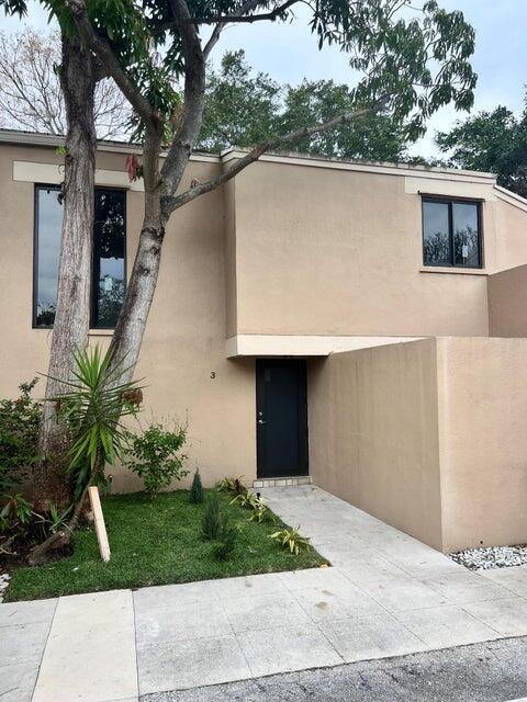 Primary Photo - 1161 NW 13th St