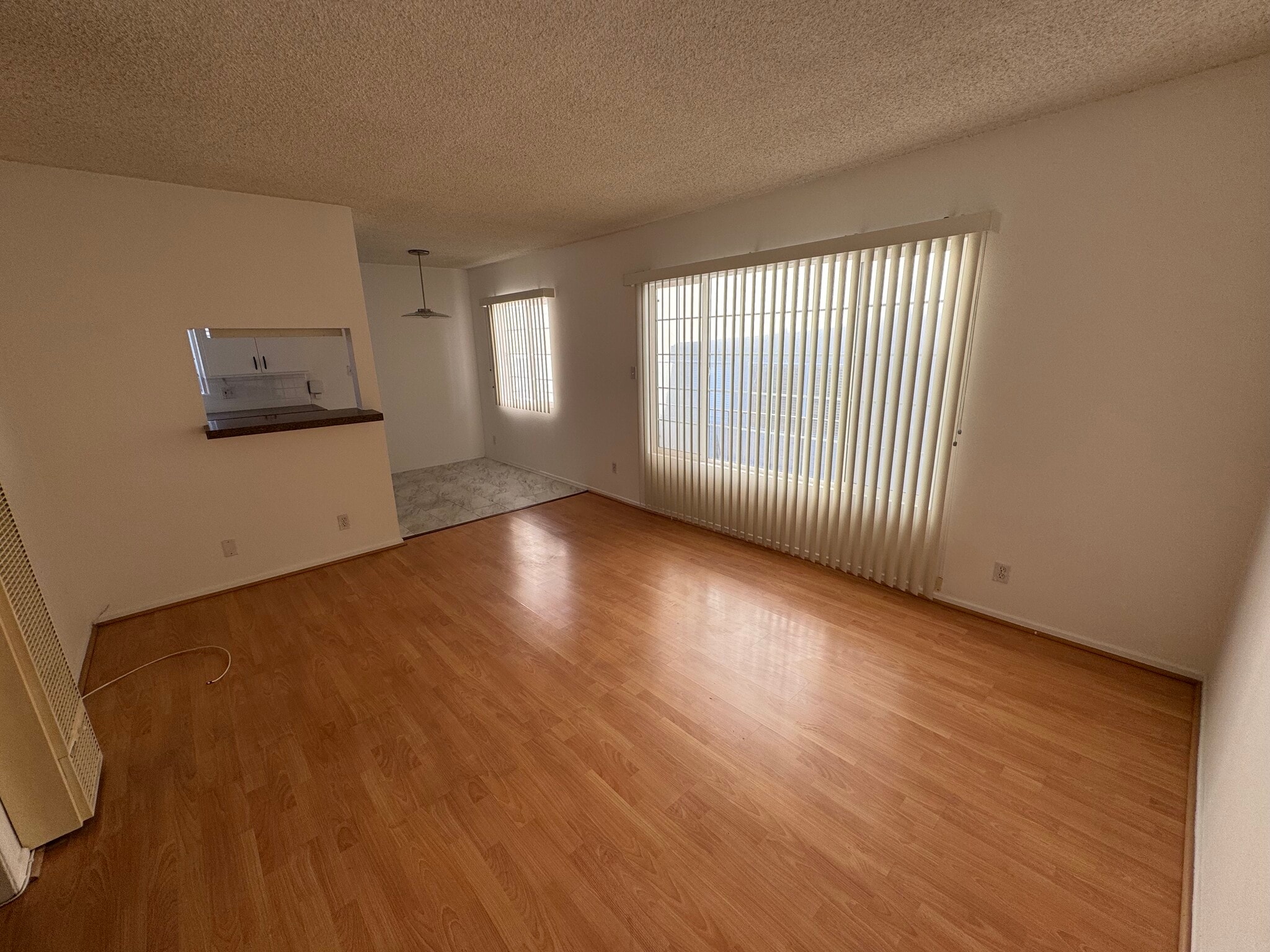 Building Photo - 11974 Walnut Ln